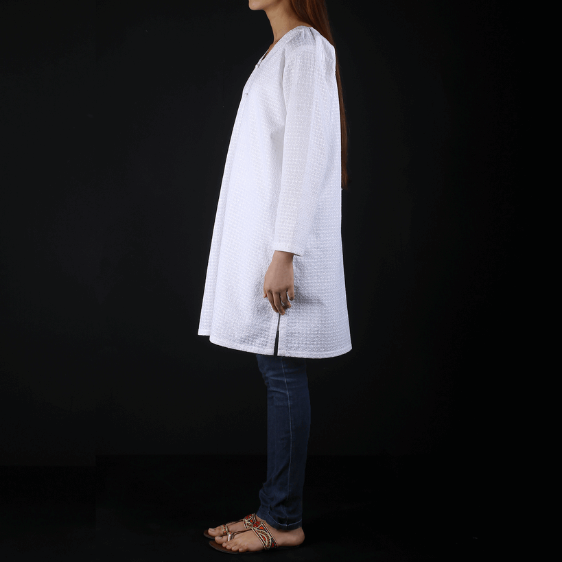 FEMESHIRTST456