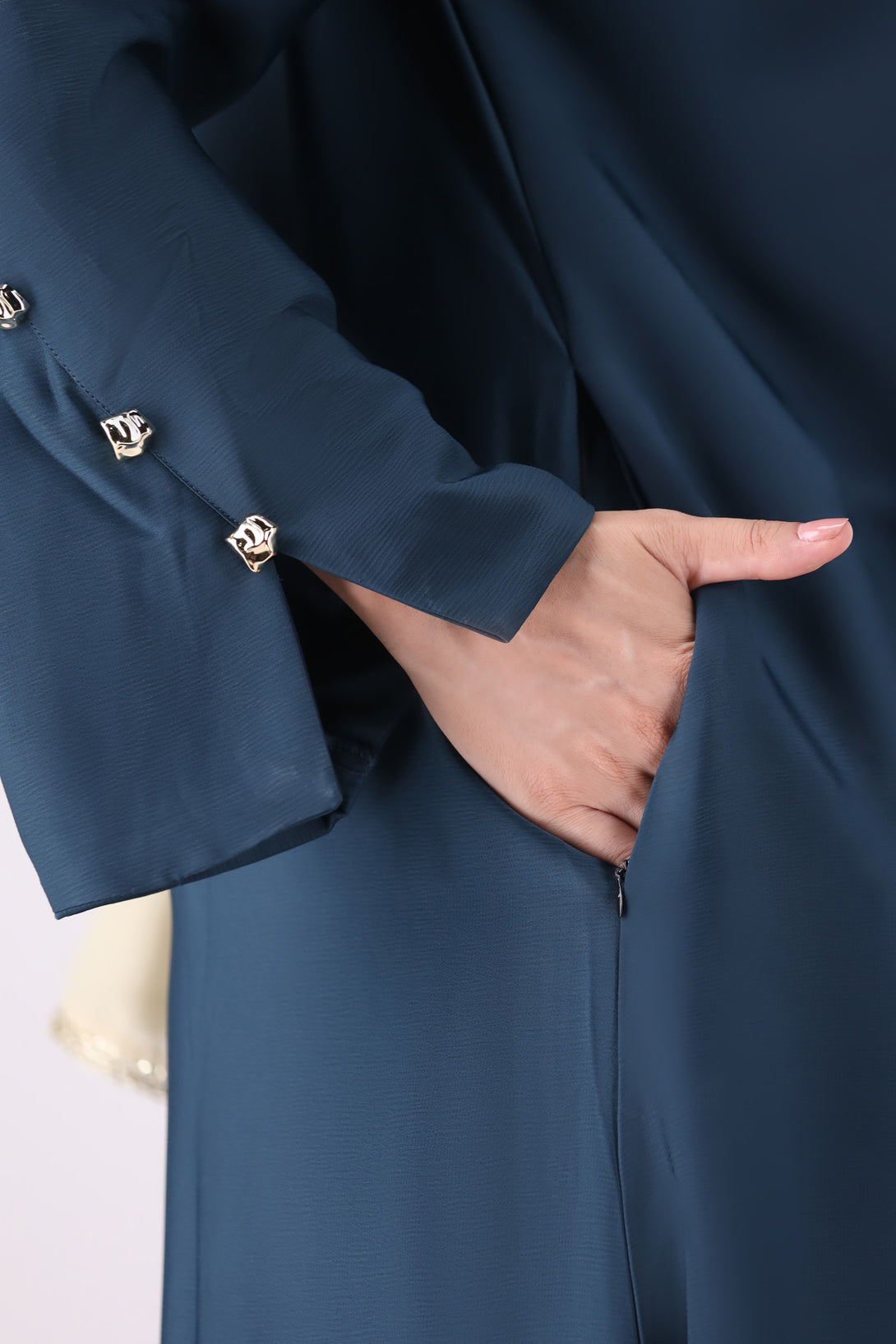 DEEP OCEAN ABAYA – Vohra & Saigol