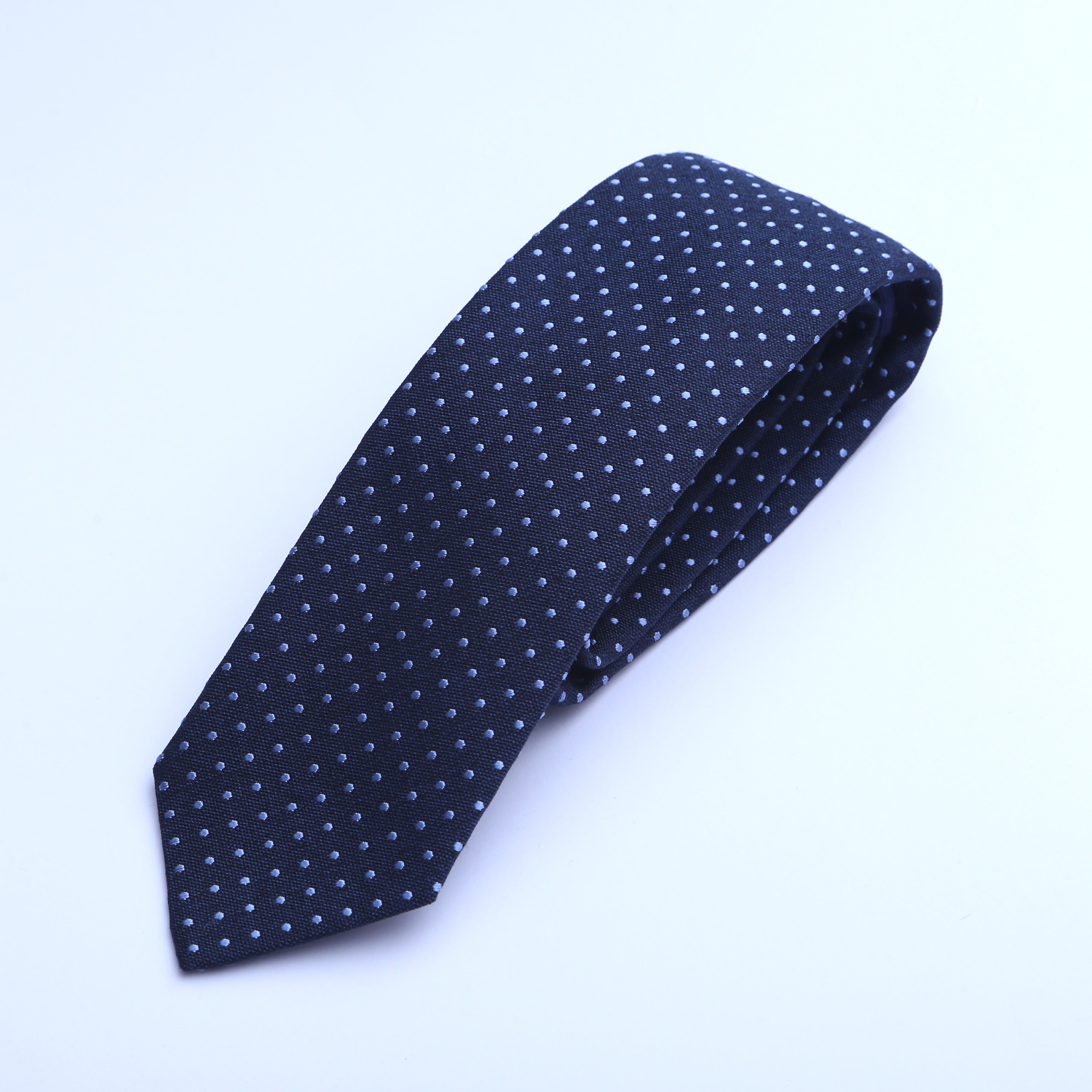 NAVY BLUE DOT TIE