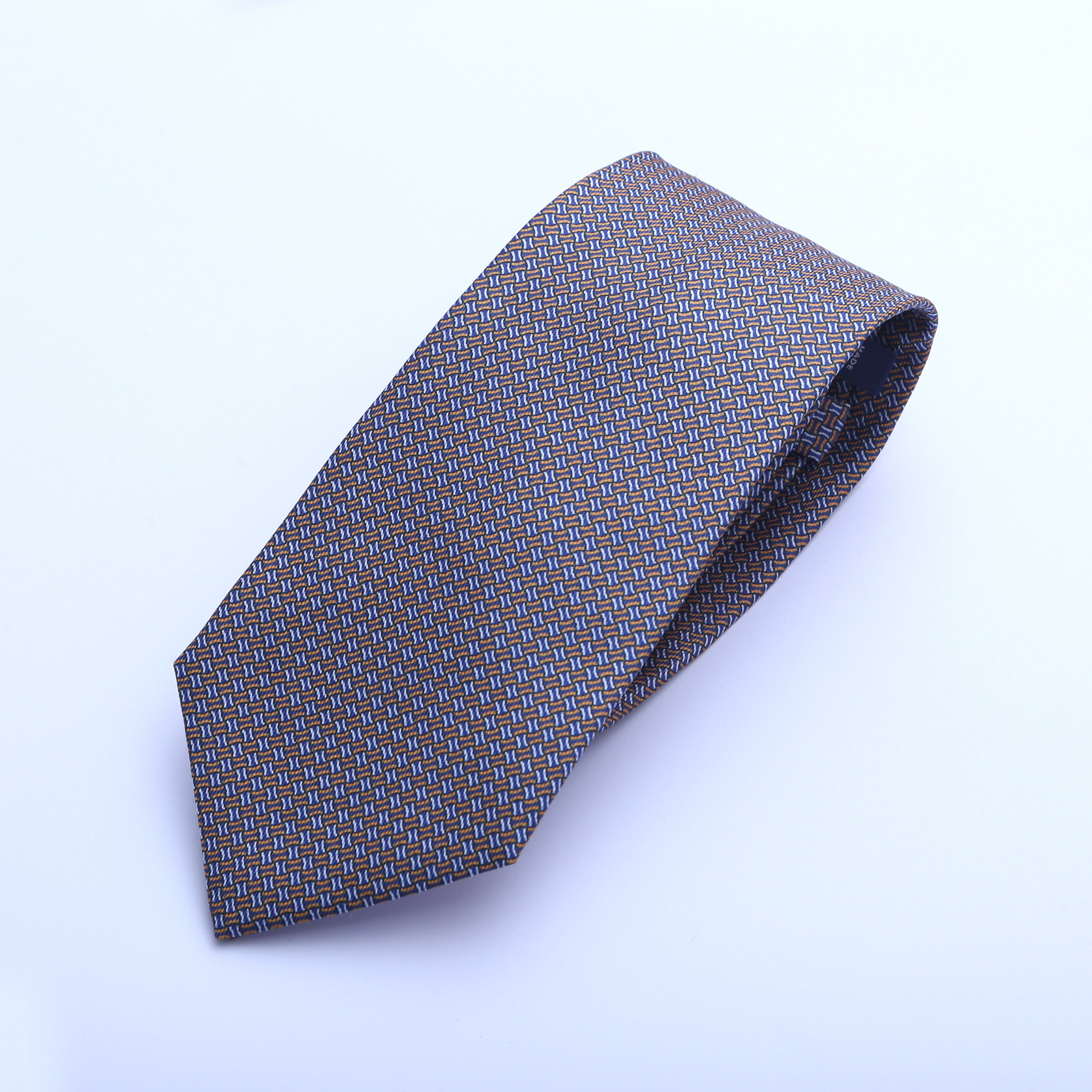 BROWN TEXTURE TIE