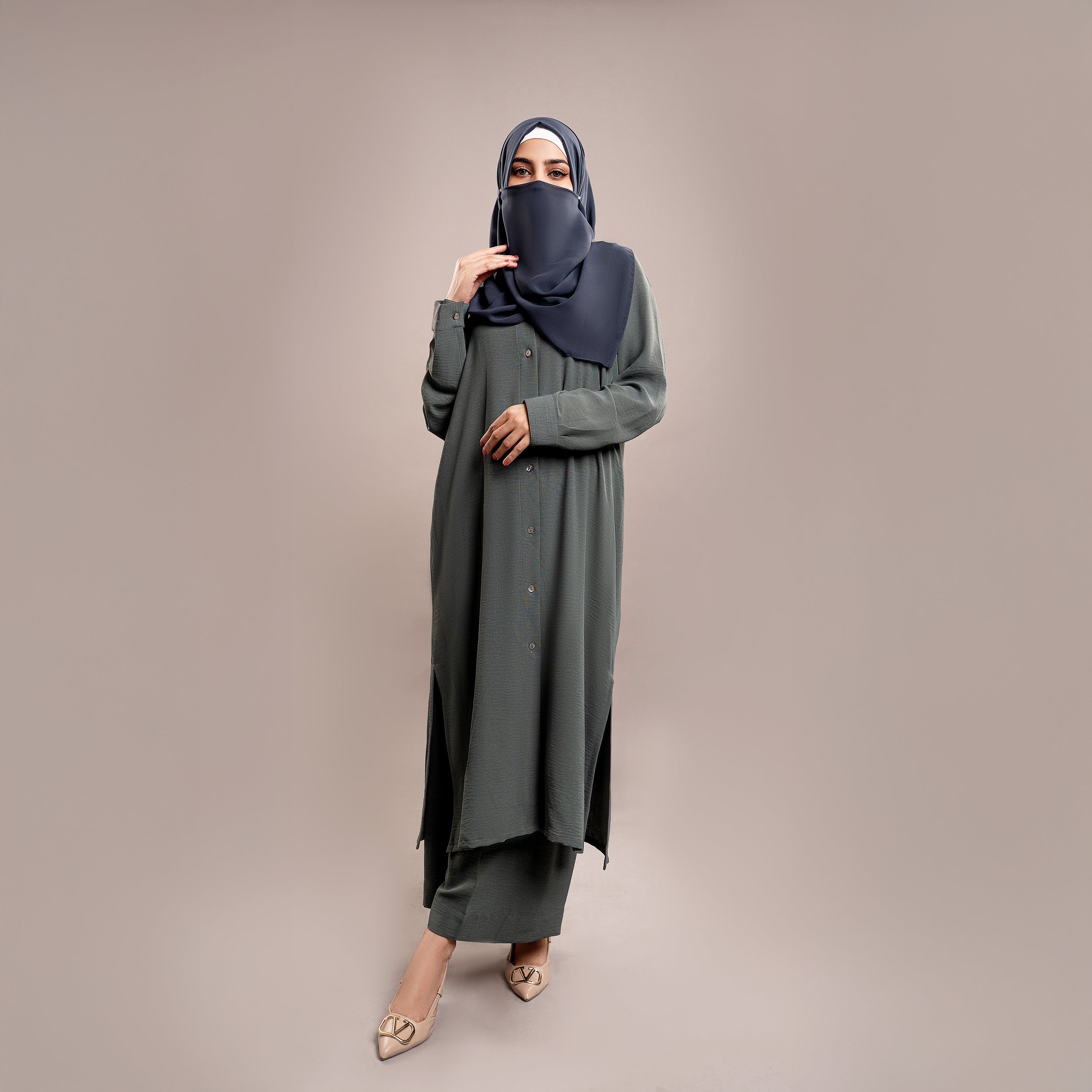 DAVY GREY ELEGANCE ABAYA(RB996)