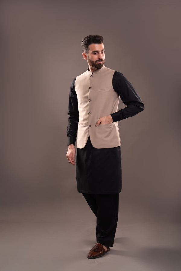 ELEGANT BEIGE WAISTCOAT