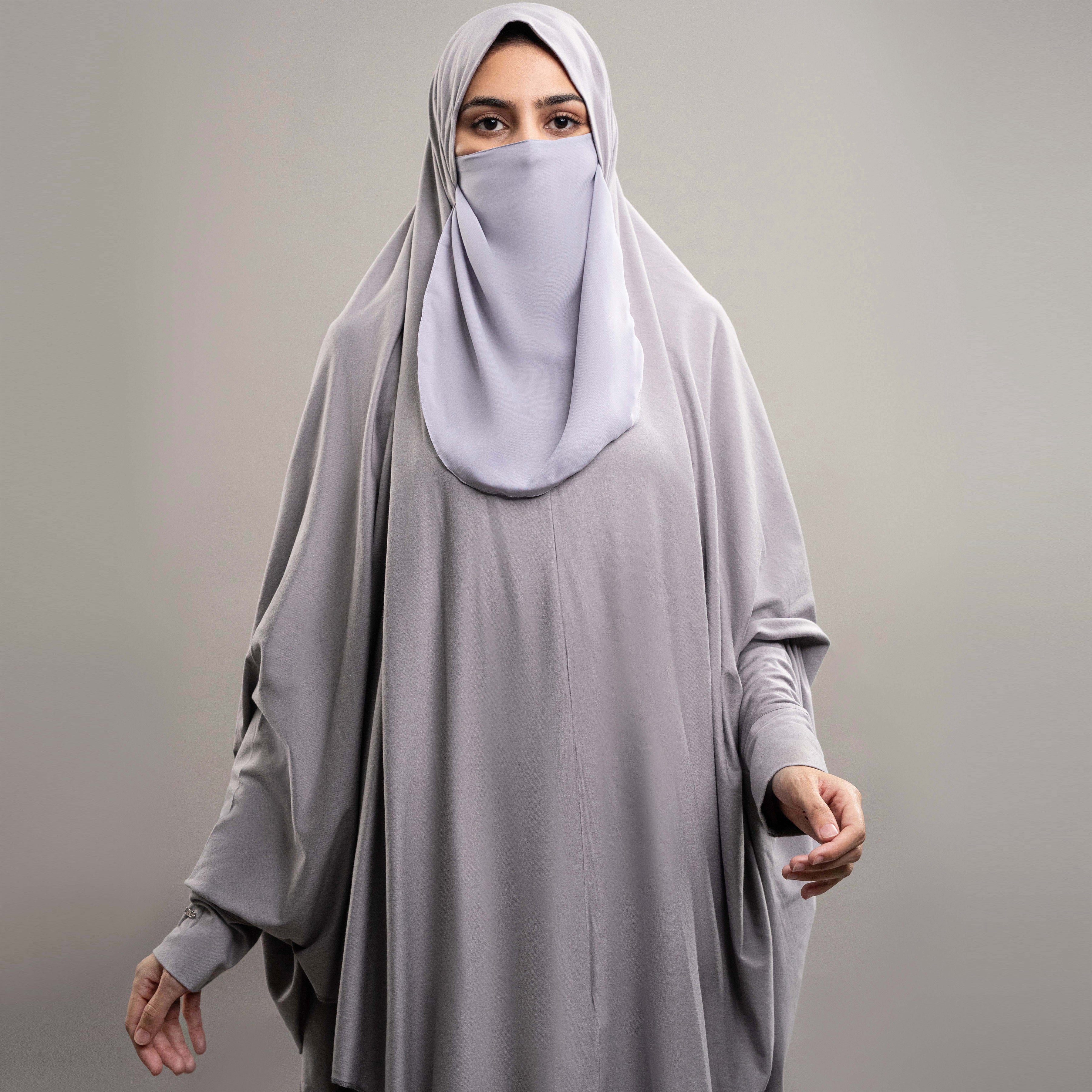 GREY NAMAZ SCARF