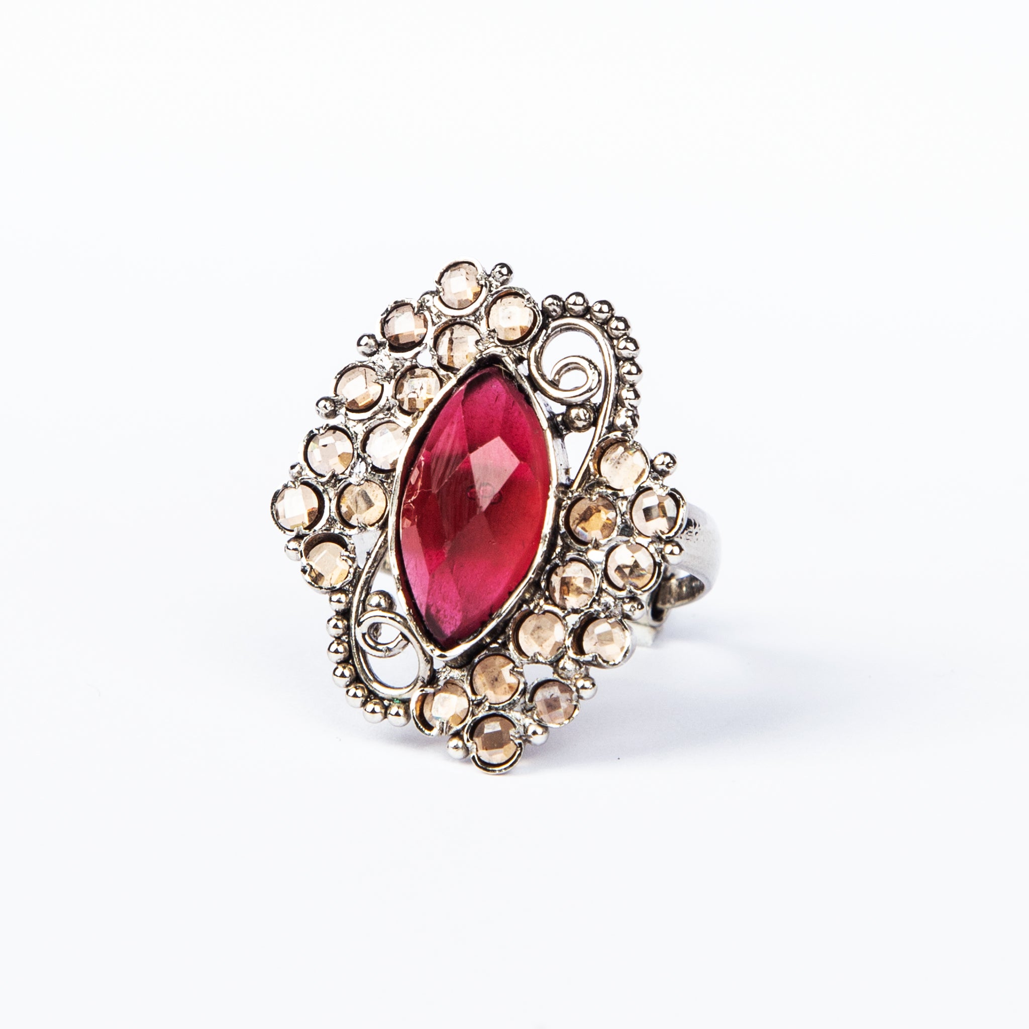 Cham Female Red Stone Ring